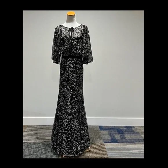 green emerald velvet dress Plus Size Combo Floral Jacquard Dress In Black Gold